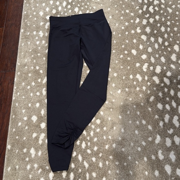 Calvin Klein Black Leggings. Size S - Picture 2 of 6